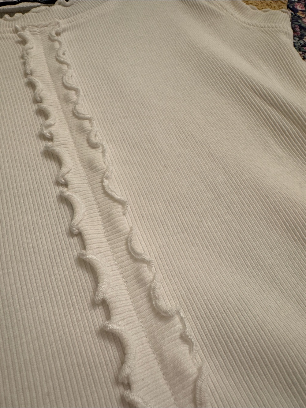 White Tank with Ruffle Trim - Picture 4 of 4